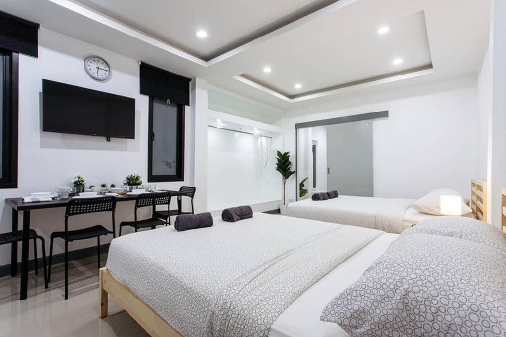 شقة P2 Silom Large 2Beds Full Kitchen Wifi 4-6Pax بانكوك المظهر الخارجي الصورة