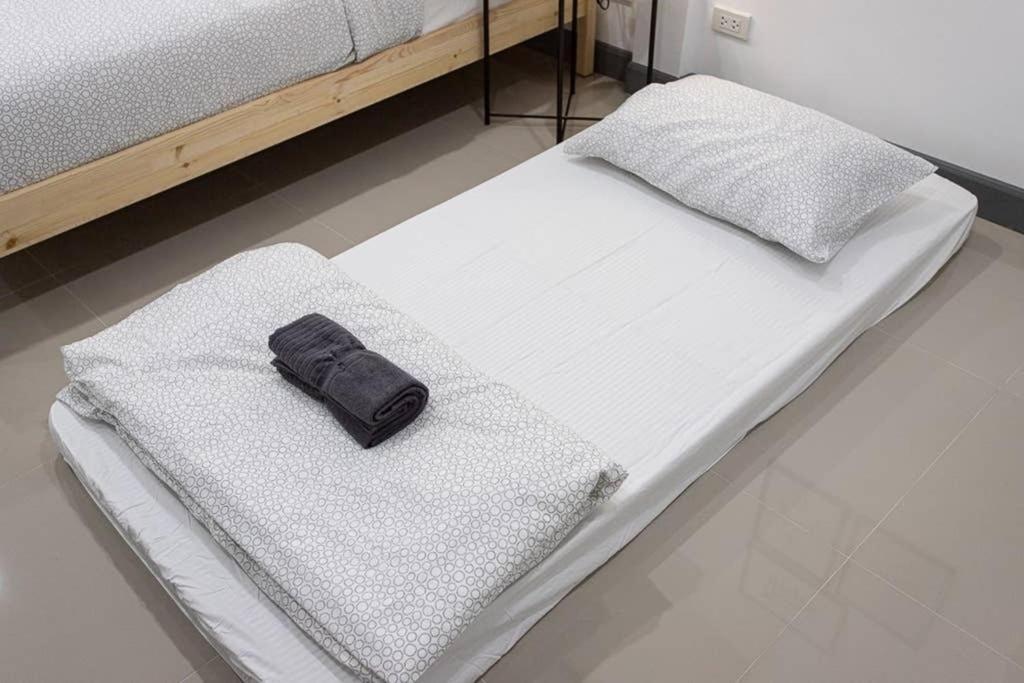 شقة P2 Silom Large 2Beds Full Kitchen Wifi 4-6Pax بانكوك المظهر الخارجي الصورة